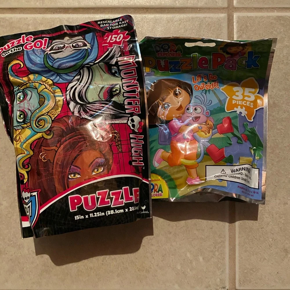 Monster High & Dora Puzzle - Multicolor